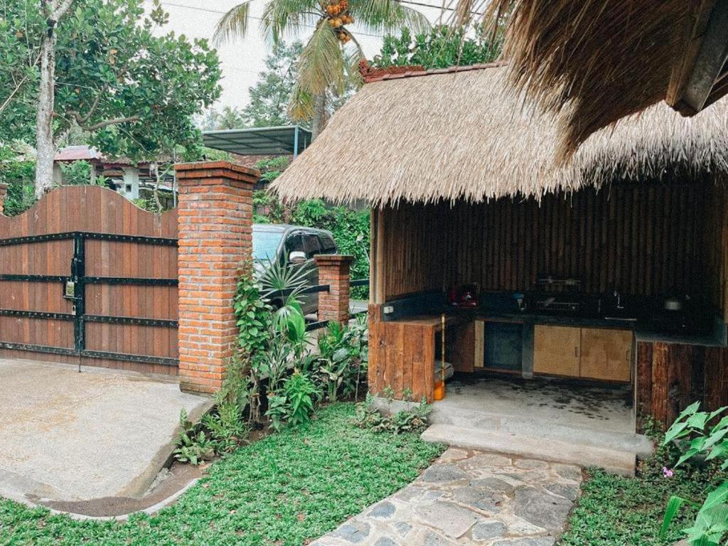 Pondok Apsari 2 ซีงาราจา ภายนอก รูปภาพ